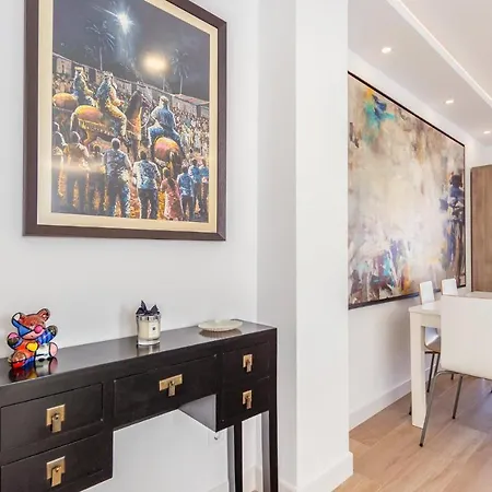 Apartament 3 Bedroom Beautiful In *