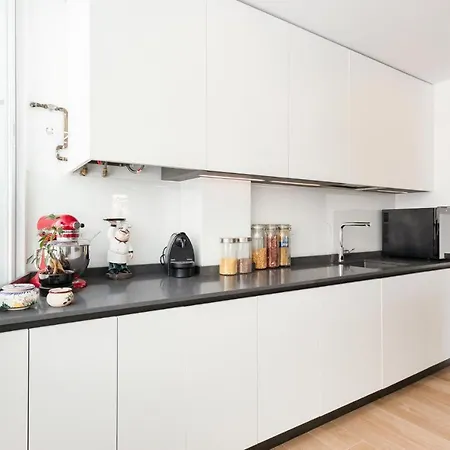 3 Bedroom Beautiful In Apartament Malaga